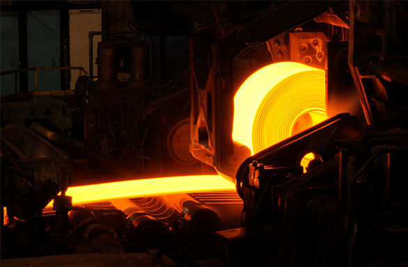 鉄鋼業での温度管理のイメージ画像